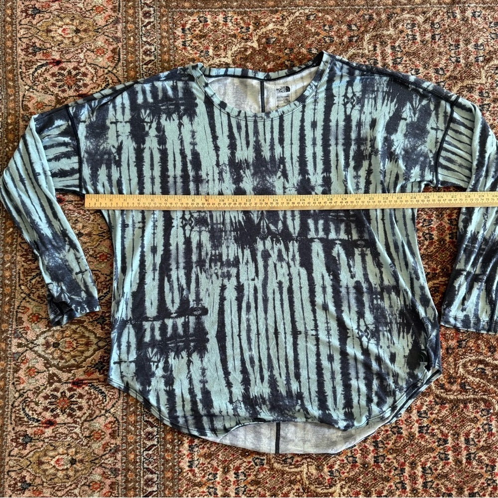 The North Face Flash Dry Tie-Dye long sleeve shirt X-Large